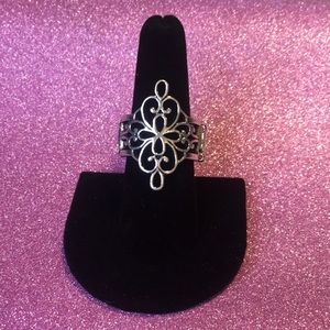 Silver Deco Ring with stretchable band